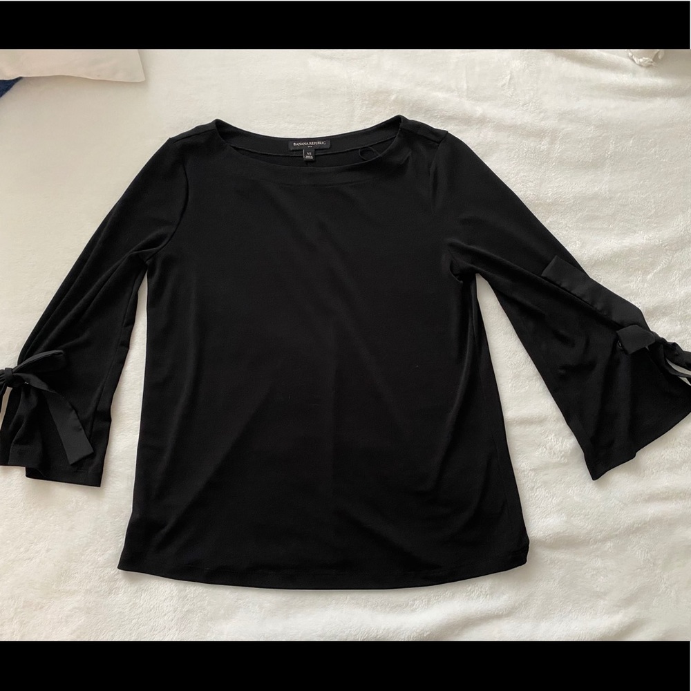 Banana Republic Black Tie Sleeve Top